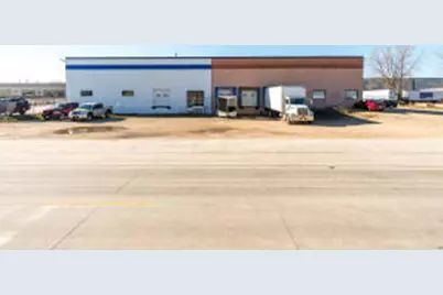 2809  Larson St #2815, La Crosse, WI 54603 - Photo 1