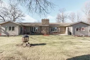 775 Horicon St, Mayville, WI 53050 - Photo 1