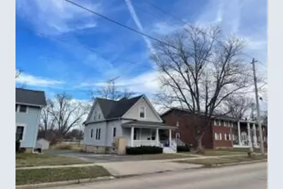 416 W Chestnut St, Burlington, WI 53105 - Photo 1