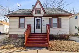 4856 N 51st Blvd, Milwaukee, WI 53218 - Photo 1