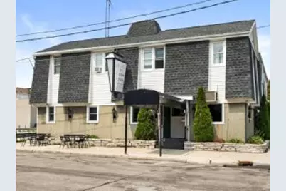 702  Buffalo St, Manitowoc, WI 54220 - Photo 1