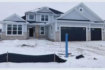 233  Candleberry Ln, Grafton, WI 53024 - Photo 1