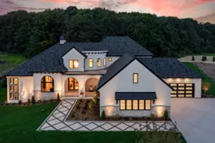 16820 W Autumn Trace Ct, New Berlin, WI 53151 - Photo 1