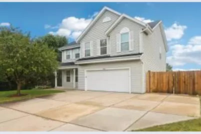10802 S Shepard Ave, Oak Creek, WI 53154 - Photo 1