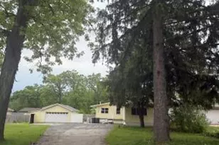 24713 68th St, Paddock Lake, WI 53168 - Photo 1