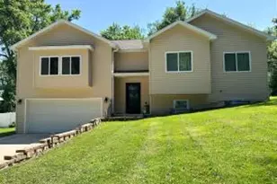 W3773 Alder Dr, Geneva, WI 53147 - Photo 1