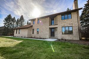 3330 Fenceline Rd, Racine, WI 53126 - MLS 1909381 - Coldwell Banker