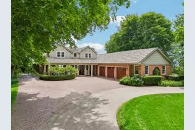 7152 N Beach Dr, Fox Point, WI 53217 - Photo 1