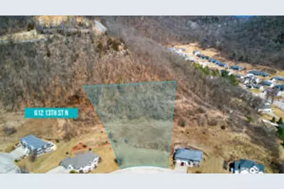 612  13th St, La Crescent, MN 55947 - Photo 1