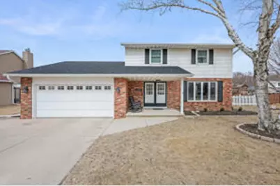 3802  Seneca Ln, Manitowoc, WI 54220 - Photo 1