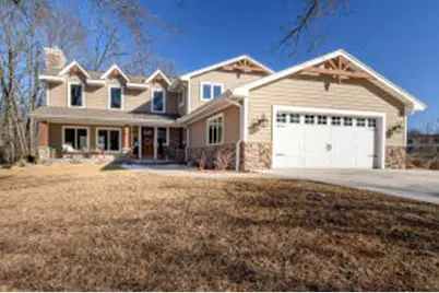 N6W30775  Cherokee Trl, Delafield, WI 53188 - Photo 1