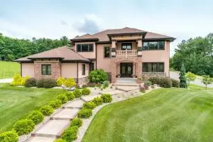 504 Pine Valley Ct, Onalaska, WI 54650 - Photo 1