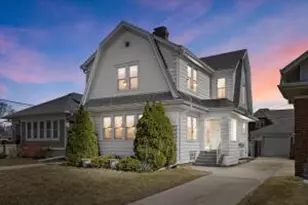 2707 N Main St, Racine, WI 53402 - Photo 1