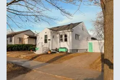 1909  13th St, La Crosse, WI 54601 - Photo 1