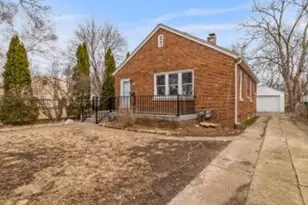 7112 N 42nd St, Milwaukee, WI 53209 - Photo 1