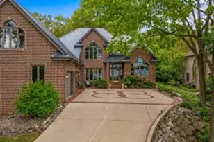 36082 N Beach Rd, Oconomowoc Lake, WI 53066 - Photo 1