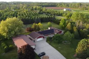 400 Knollwood Rd, Trenton, WI 53095 - Photo 1