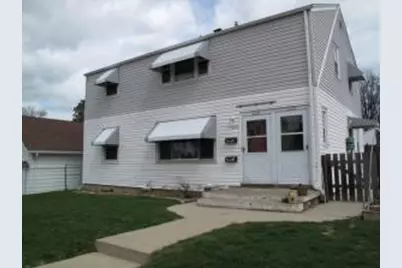 3624 S 1st Pl, Milwaukee, WI 53207 - Photo 1