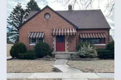 1413 S 22nd St, Manitowoc, WI 54220 - Photo 1