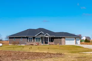 N9429 Horseshoe Rd, Watertown, WI 53094 - Photo 1