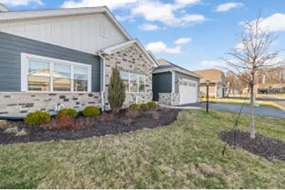 20082  Overstone Dr, Lannon, WI 53046 - Photo 1