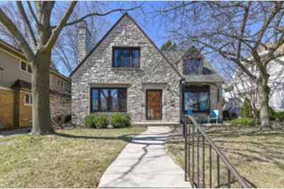 2623 S Shore Dr, Milwaukee, WI 53207 - Photo 1