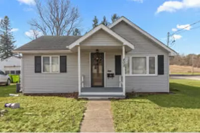 402  Phoenix St, Delavan, WI 53115 - Photo 1