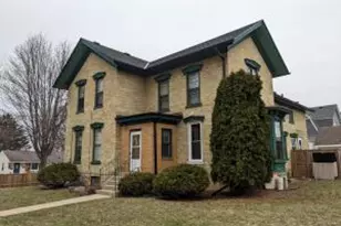 504 Clyman St, Watertown, WI 53094 - Photo 1