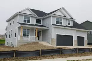 711 Kohlwey Dr, Grafton, WI 53024 - Photo 1