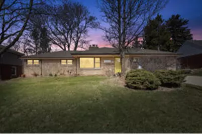 10232 W Sunset Ave, Wauwatosa, WI 53222 - Photo 1