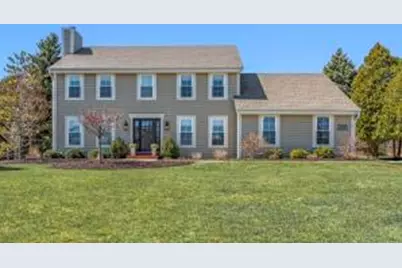 W268N2043  Shooting Star Rd, Pewaukee, WI 53072 - Photo 1