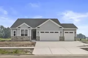 465 Kiddle Ln, Racine, WI 53182 - Photo 1