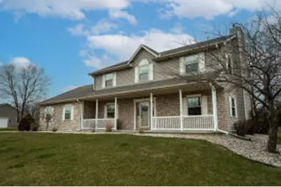W330N4298  Glen Parc Cir, Nashotah, WI 53058 - Photo 1