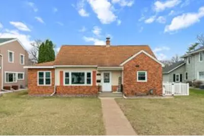 415  Losey Blvd, La Crosse, WI 54601 - Photo 1