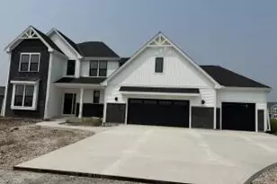 1704 Whalen Dr, Oconomowoc, WI 53066 - Photo 1