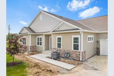 N112W14185  Wrenwood Pass, Germantown, WI 53022 - Photo 1