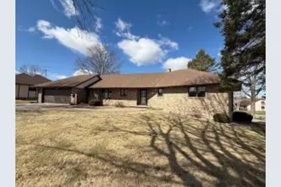 107  Sunnyside Dr, Caledonia, MN 55921 - Photo 1