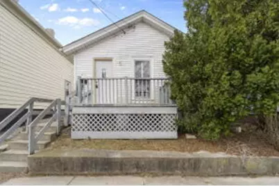 815  11th St, Racine, WI 53403 - Photo 1