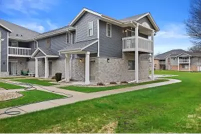 410 W Aspen Dr, Oak Creek, WI 53154 - Photo 1