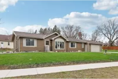 31 S Teri Ln, Hartford, WI 53027 - Photo 1