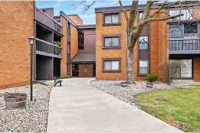 4215 N 100th St, Milwaukee, WI 53222 - Photo 1