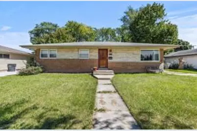 6540 N 91st St, Milwaukee, WI 53224 - Photo 1