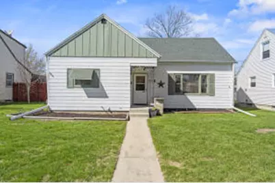 9616 W Melvina St, Milwaukee, WI 53222 - Photo 1