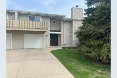 2440 W Crabapple Ln, Oak Creek, WI 53154 - Photo 1