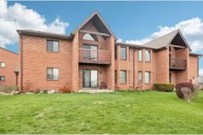 N58W23833  Hastings Ct, Sussex, WI 53089 - Photo 1