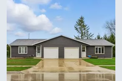 1933  Kellner St #1935, Manitowoc, WI 54220 - Photo 1