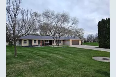 18555  Honey Creek Dr, Brookfield, WI 53045 - Photo 1