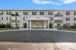 125 N University Dr, West Bend, WI 53095 - Photo 1