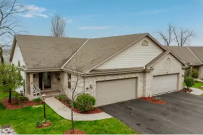 317  Cardinal Ridge Dr, Pewaukee, WI 53072 - Photo 1