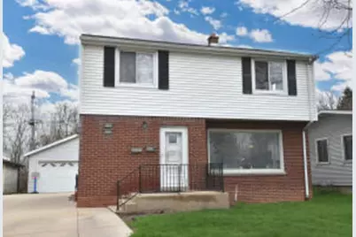 9902 W Becher St, West Allis, WI 53227 - Photo 1